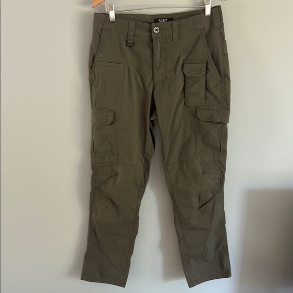 5.11 Tactical Green Ripstop Cargo Pants Durable Utility Wear 32 x 32 - Picture 1 of 8